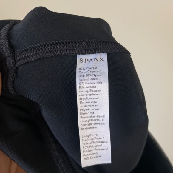 SPANXshape Faux Leather legging - Picture 7 of 9